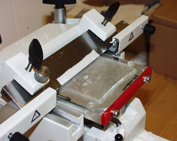 Microtome knife